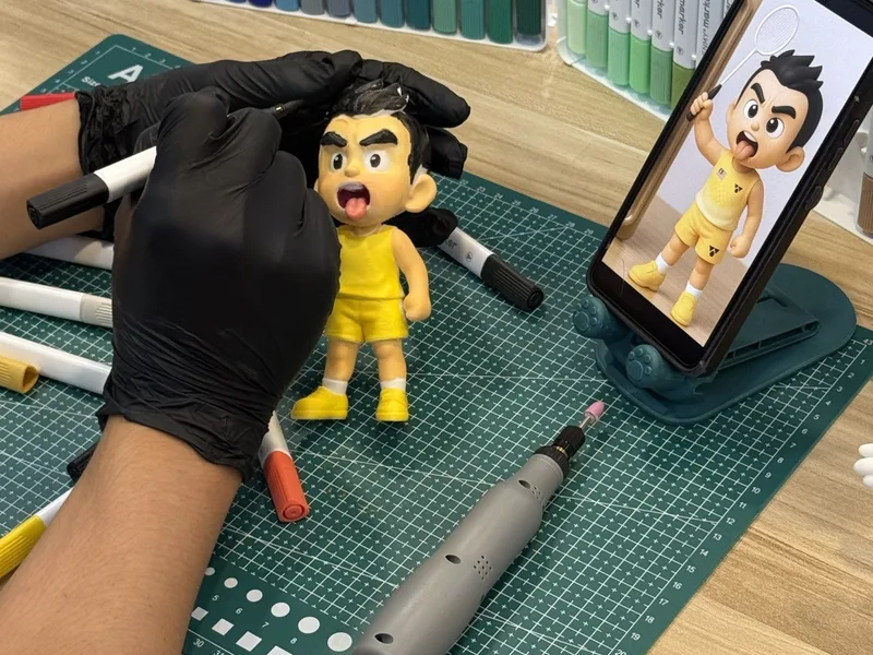 Painting a Yoo Mini 3D figure